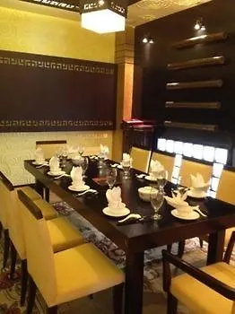Den Long Do Hotel Нячанг